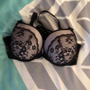 Pink w black lace Victoria secrets push up bra